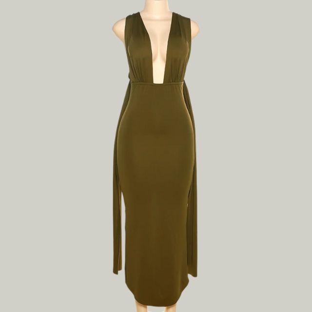 Vera - Sleeveless Dress With a Deep Neckline