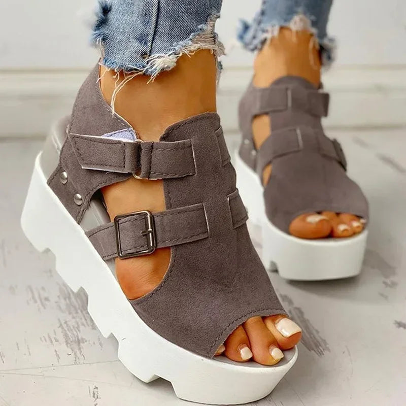 Open platform sandals