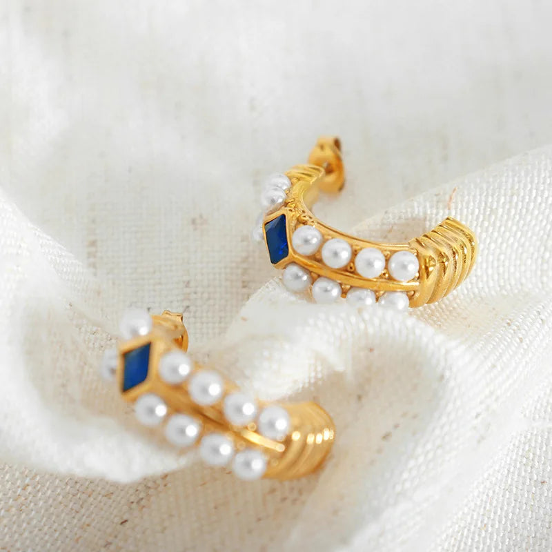 Larissa - Sapphire and pearl horseshoe hoop earrings