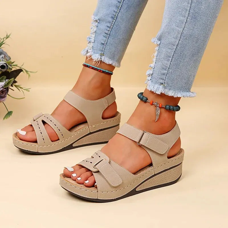 Blanche - Summer wedge sandals