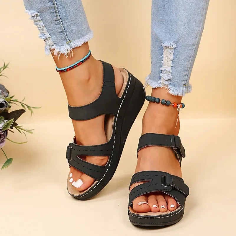 Blanche - Summer wedge sandals