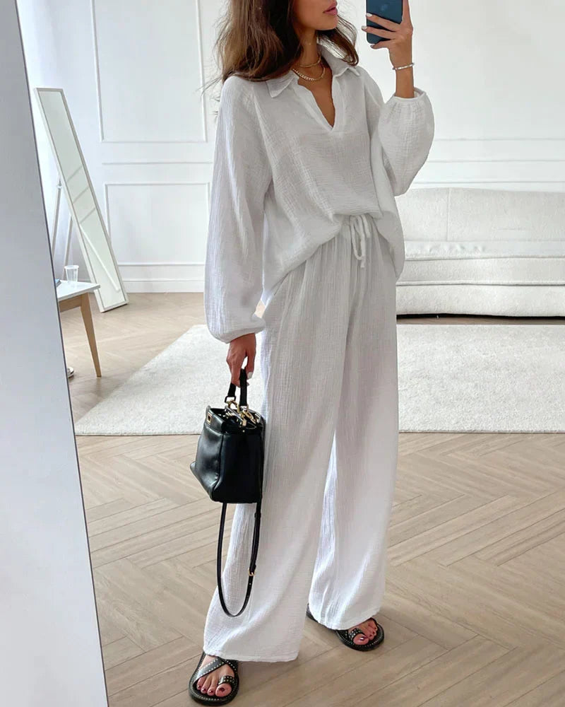 Simple two-piece set with V-neckline