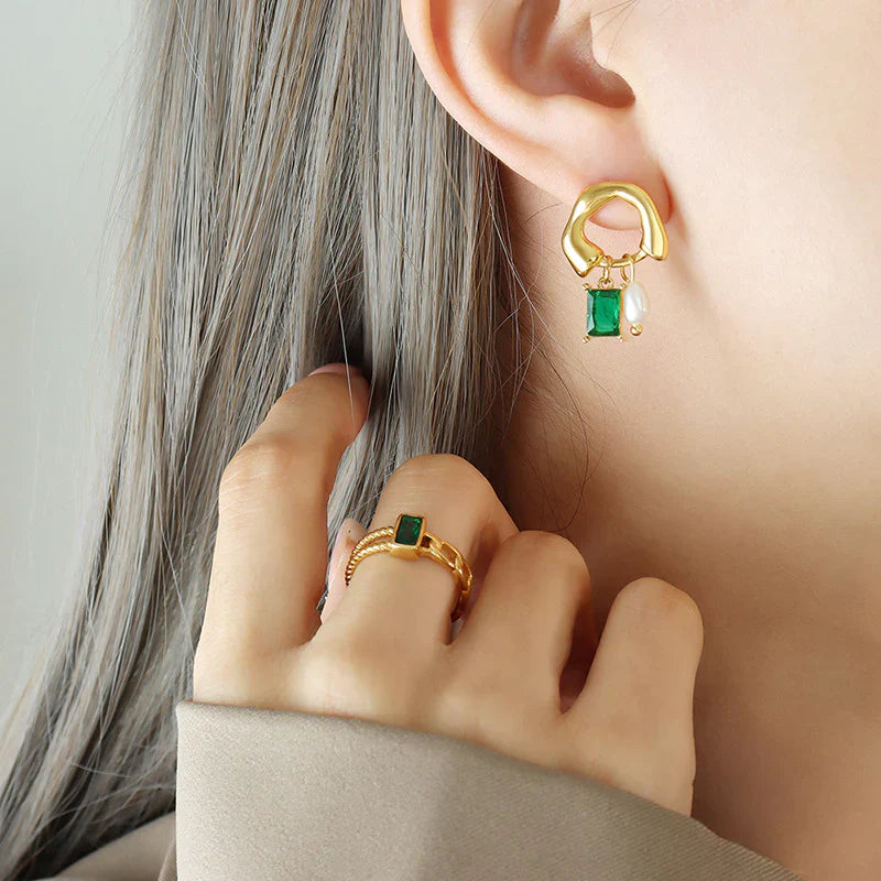 Catalina - Geometric emerald earrings with pearl detail