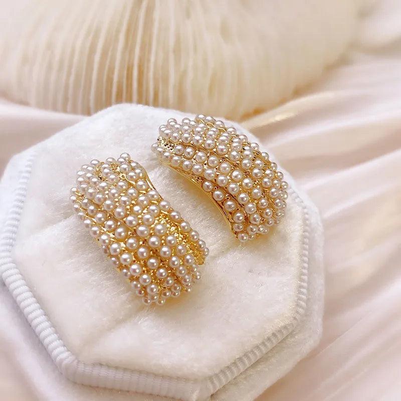 Aurelia - Chic earrings with pearl embellishment