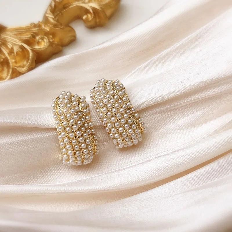 Aurelia - Chic earrings with pearl embellishment