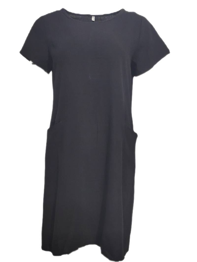 Kacey - Round neck pocket dress