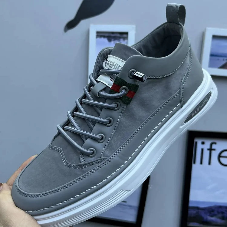 Tom - Trendy lace-up canvas skate shoes