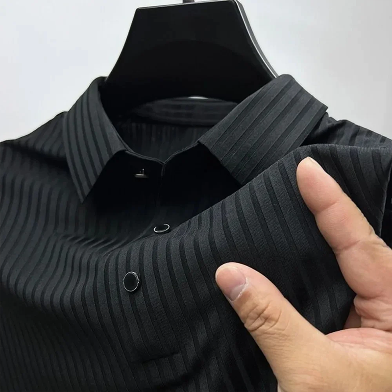 David | Silk shirt with stylish button