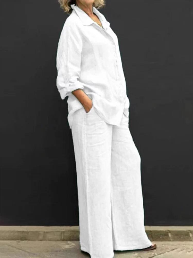 Laura - Casual linen ensemble ladies button placket