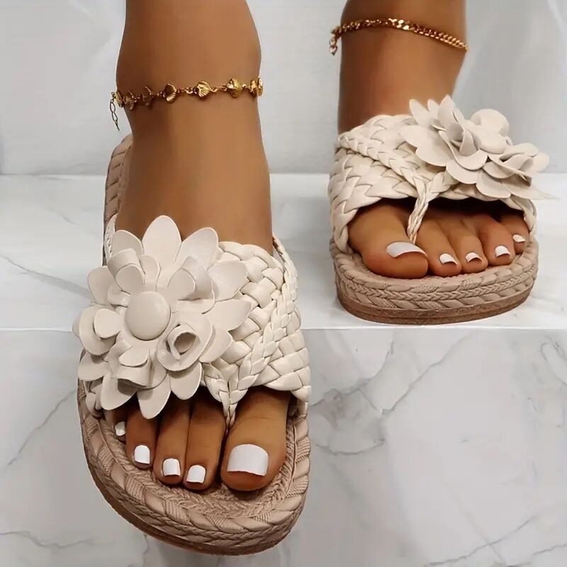 Charie - Boho sandals with braided strap