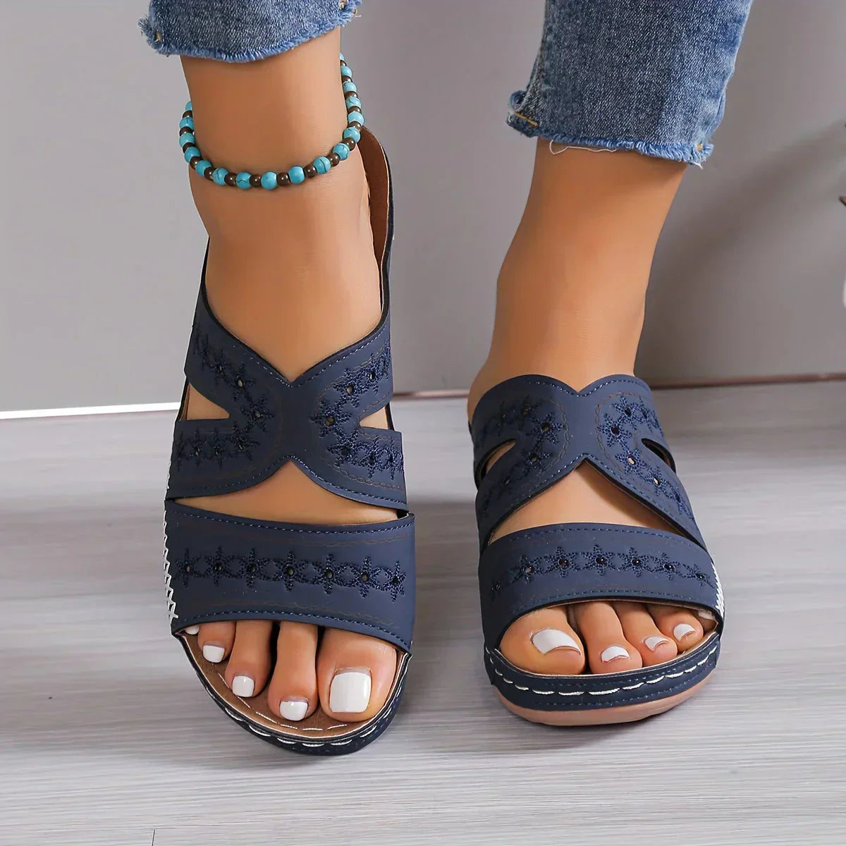 Supportive and trendy orthopedic general Sandals