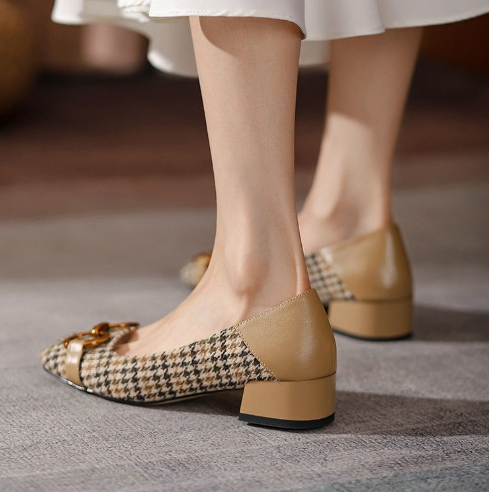 Clara - Ballerinas with houndstooth pattern and buckle detail