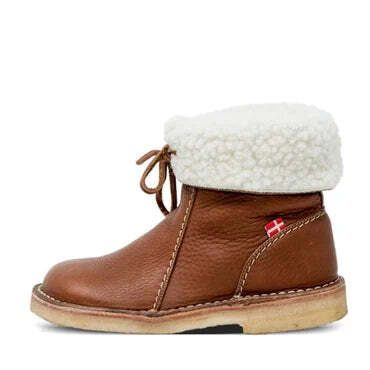 Sariyah | Women's Snow Flat Boots | Weatherproof