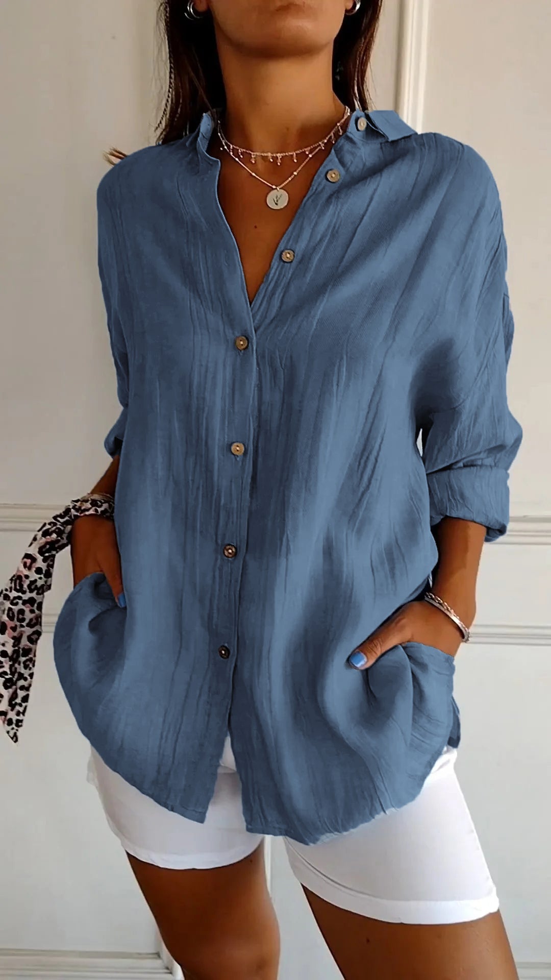 Saskia - Elegant Shirt