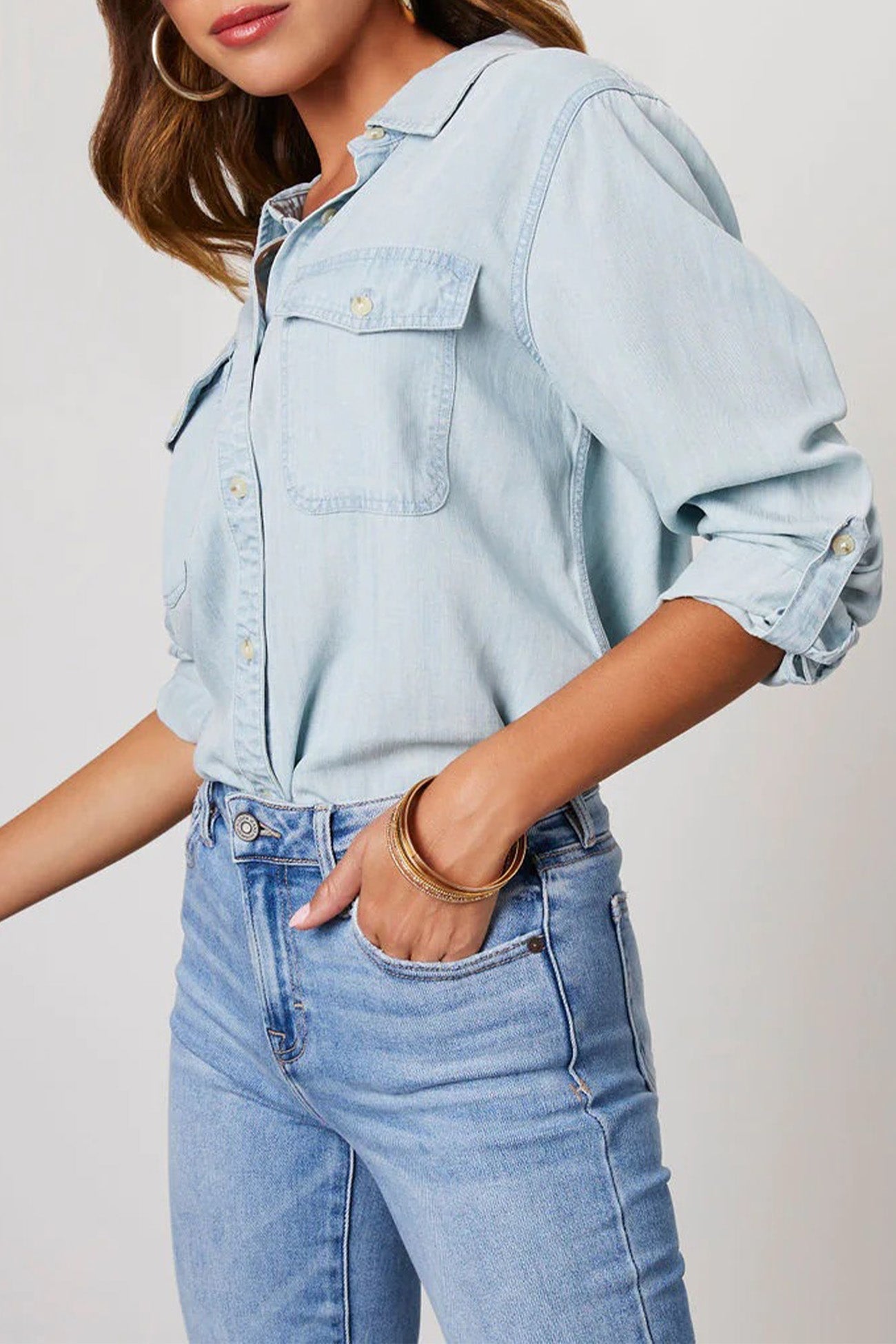 Women's Denim Button-Up Blouse - Long Sleeve - Relaxed Fit - Chest Pockets