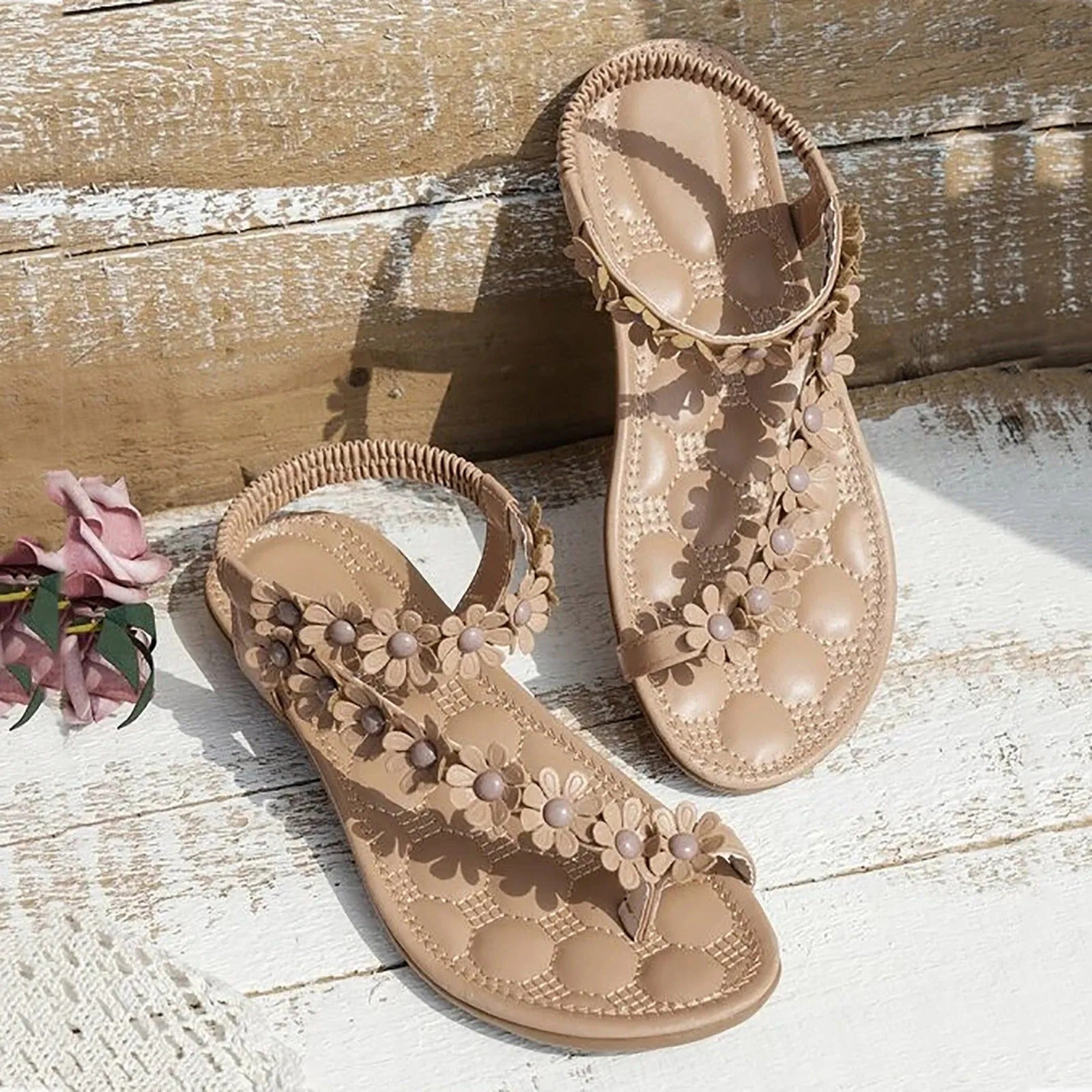 Elegant and detailed supportive general Sandals