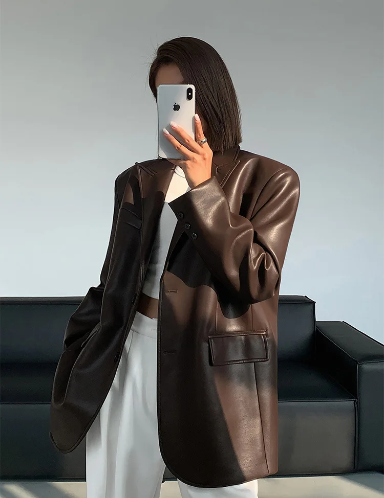 Women's brown loose-fitting single-breasted casual PU leather blazer with long sleeves