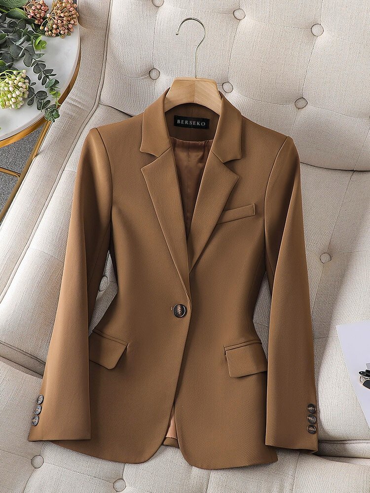 One button tailored blazer for women