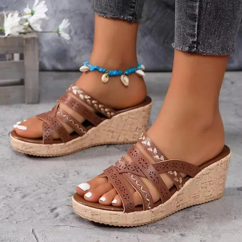 Supportive and stylish orthopedic general Sandals